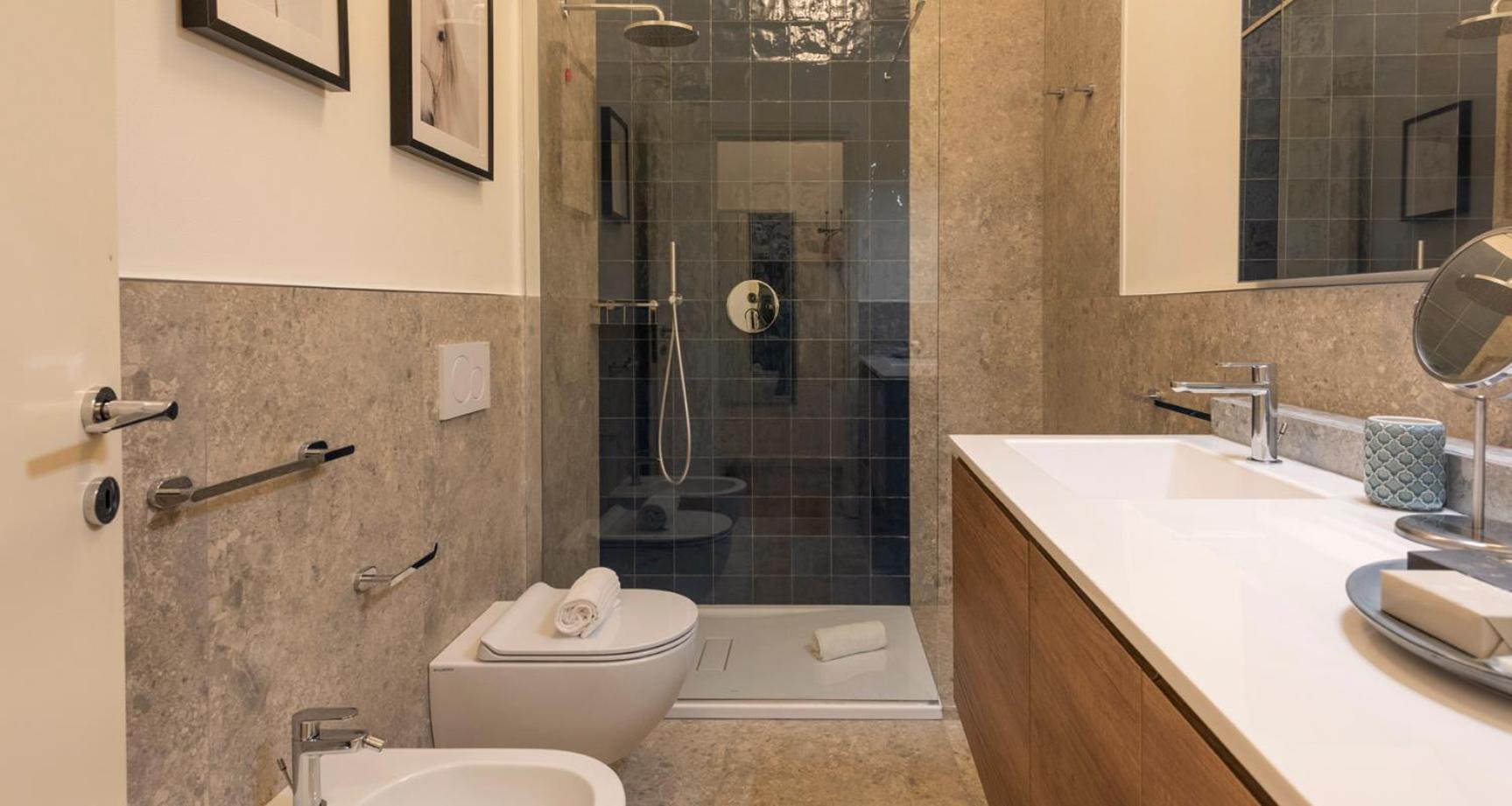 Charming Joivy Flat Next To Duomo Di Комо Екстериор снимка