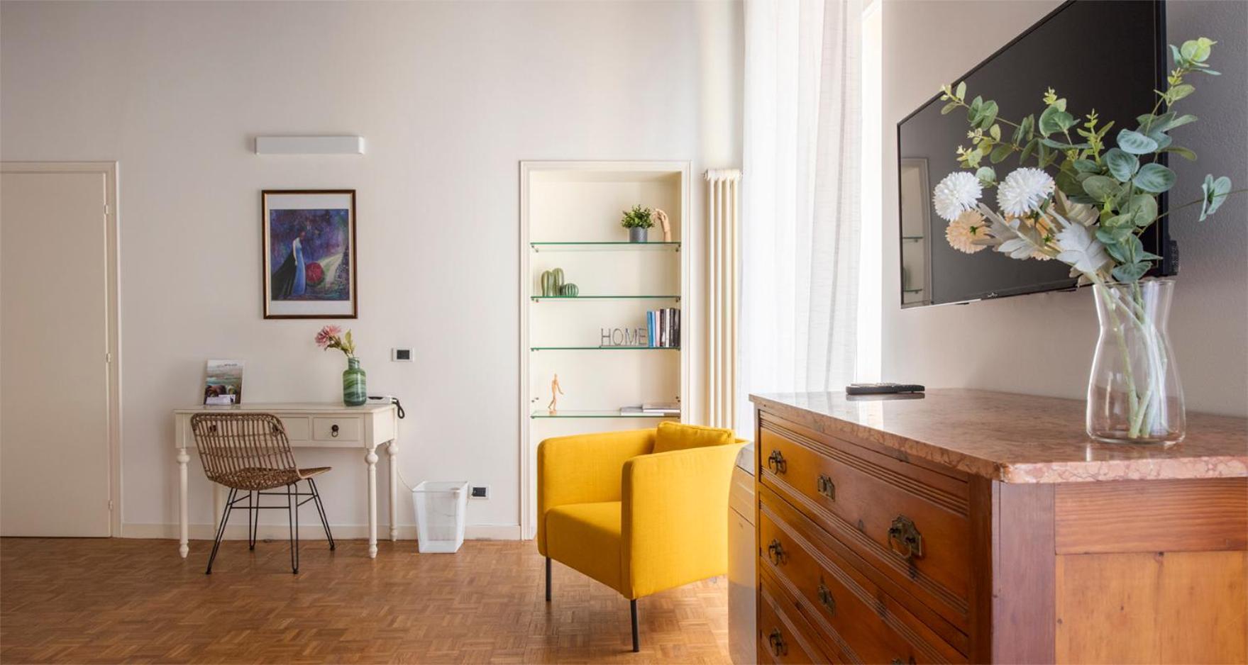 Charming Joivy Flat Next To Duomo Di Комо Екстериор снимка
